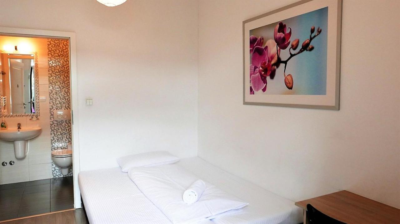 Hotel Garden Oleśnica المظهر الخارجي الصورة