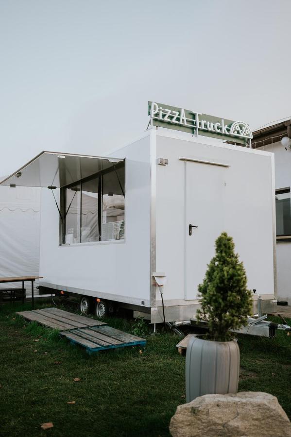 Hotel Garden Oleśnica المظهر الخارجي الصورة