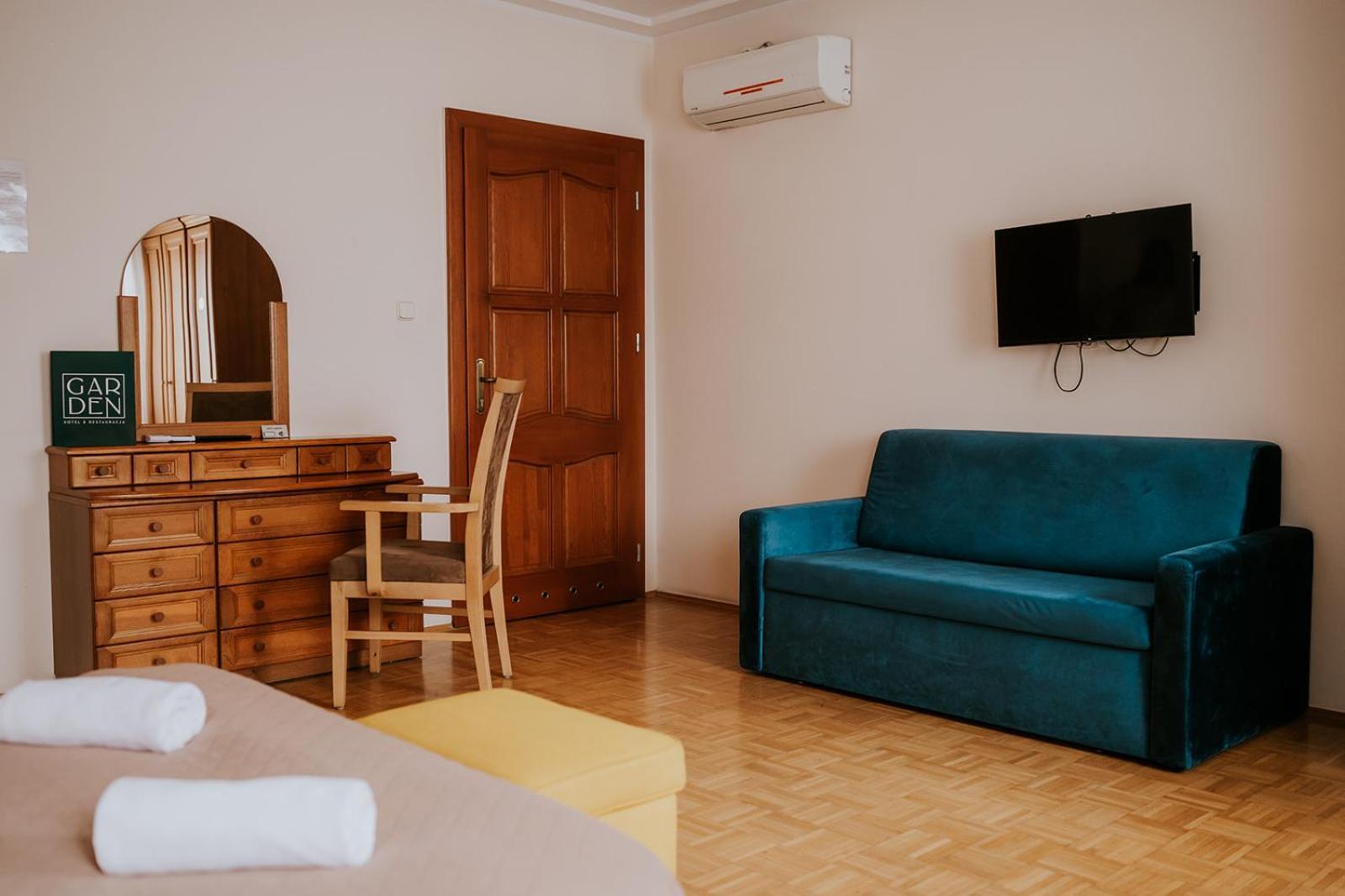 Hotel Garden Oleśnica المظهر الخارجي الصورة