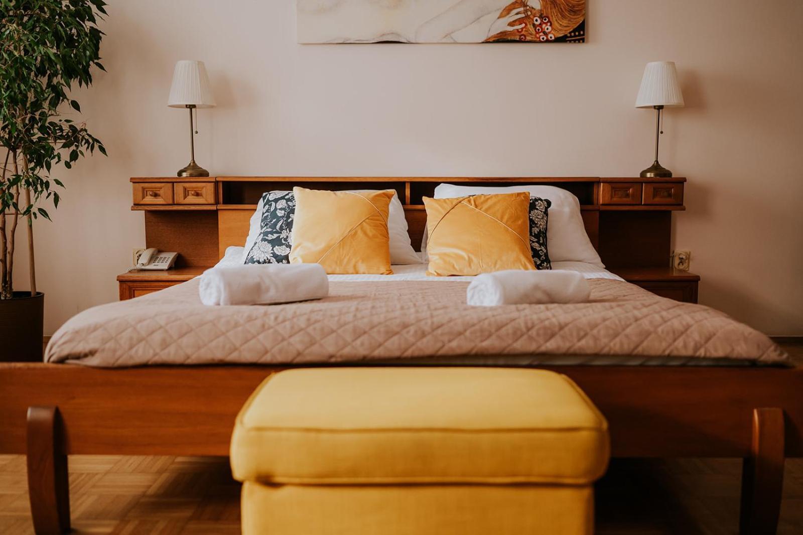 Hotel Garden Oleśnica المظهر الخارجي الصورة